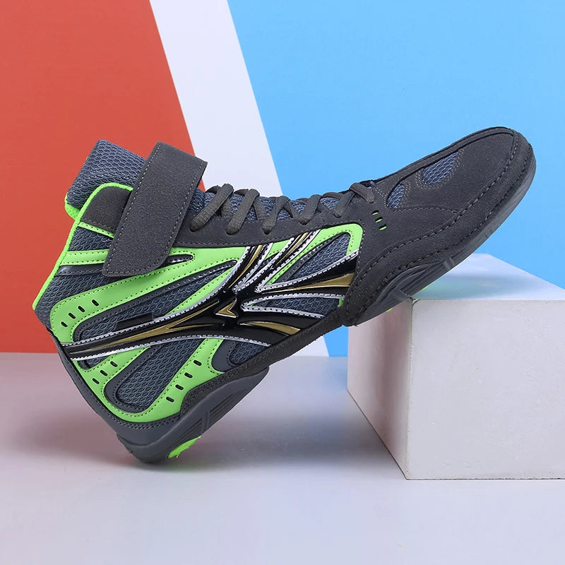 2025 New Daily Training Mens Boxing Shoes Lightweight and Comfortable Wrestling Shoes High Top Gripping Flexible Sports Shoes